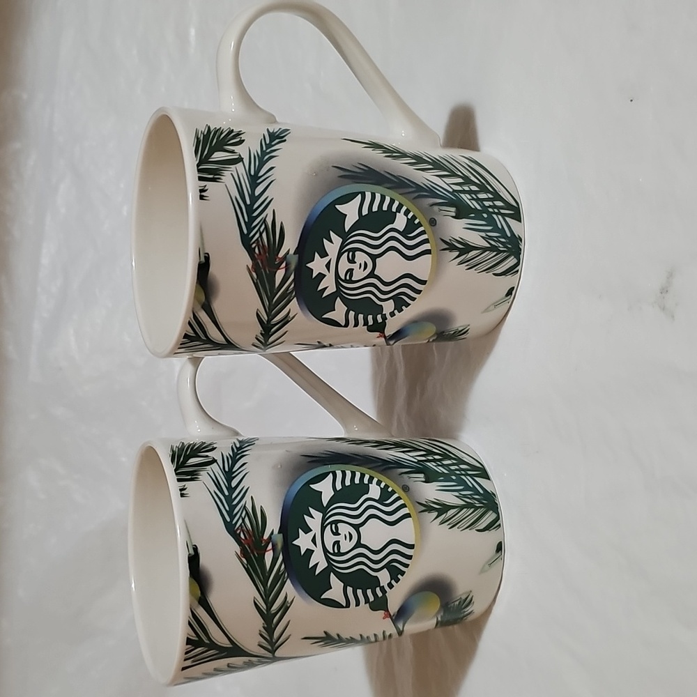 Starbucks 2020 White Patterned 11 oz Christmas Holiday Mugs Lot of 2 Used